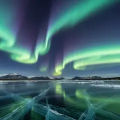 Imagen 4 Fast — A frozen lake with cracks in the ice, Northern Lig